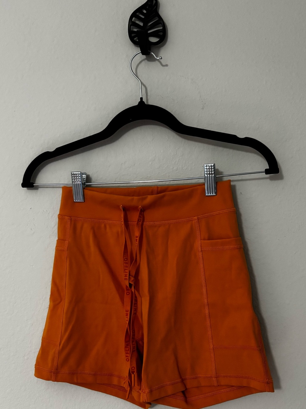 Aerie Offline Goals Shortie Biker Shorts Rust Orange S GUC